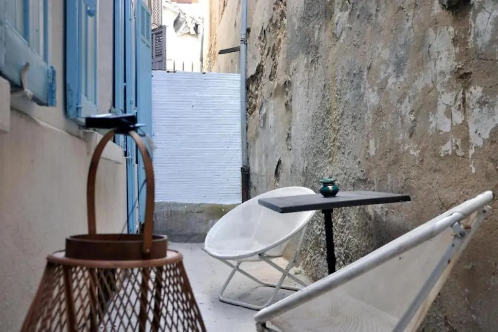 Spacieux Appartement T4 Avec Cours Privee Μασσαλία Διαμέρισμα