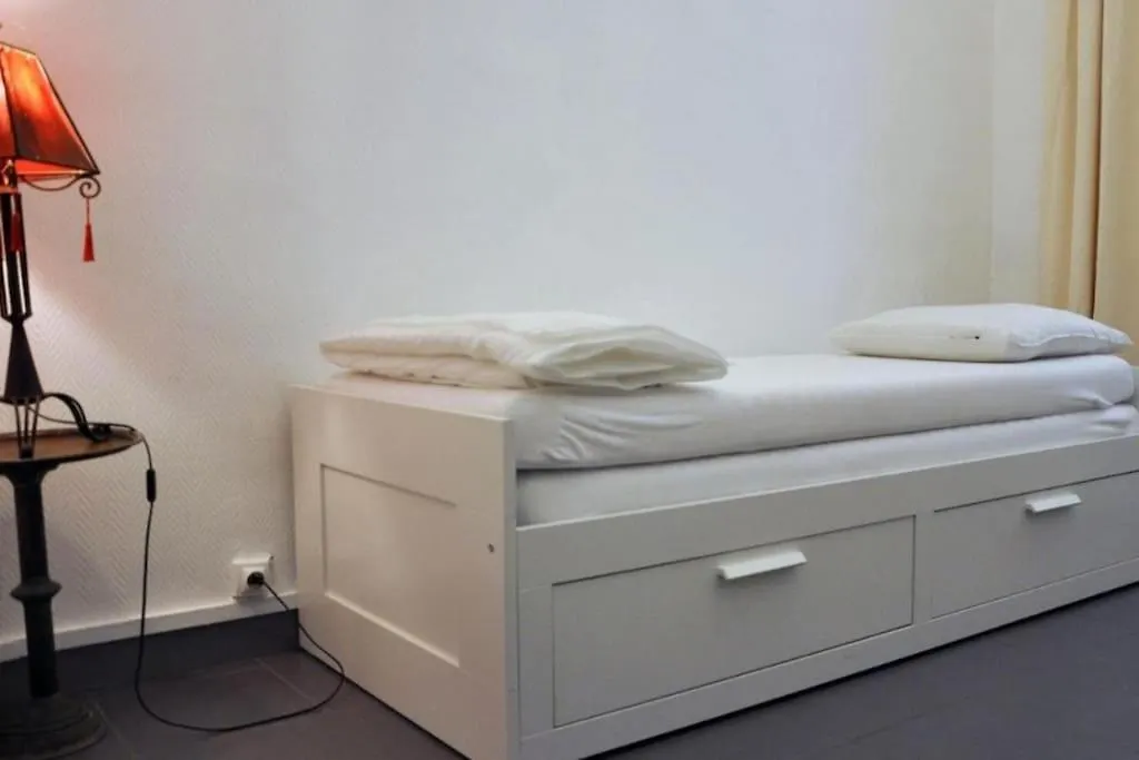 Spacieux Appartement T4 Avec Cours Privee Μασσαλία 0*,  Γαλλία