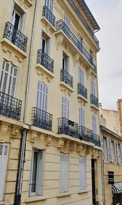 Spacieux Appartement T4 Avec Cours Privee location