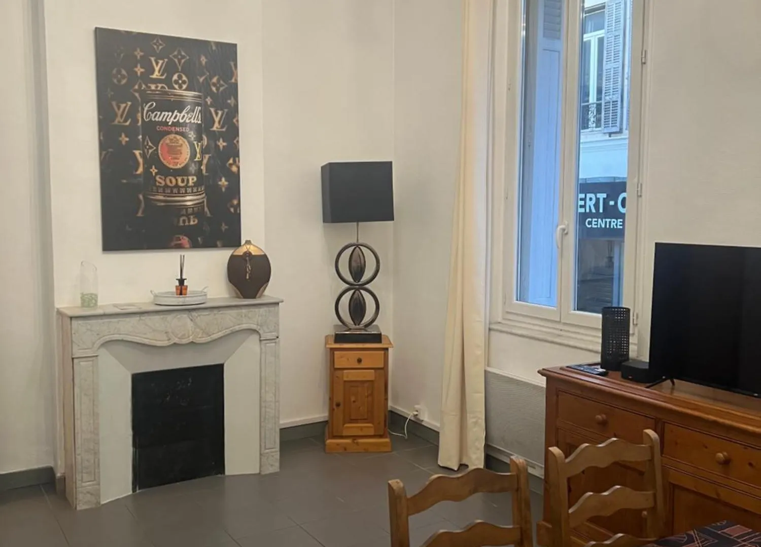 Daire Spacieux Appartement T4 Avec Cours Privee Marsilya